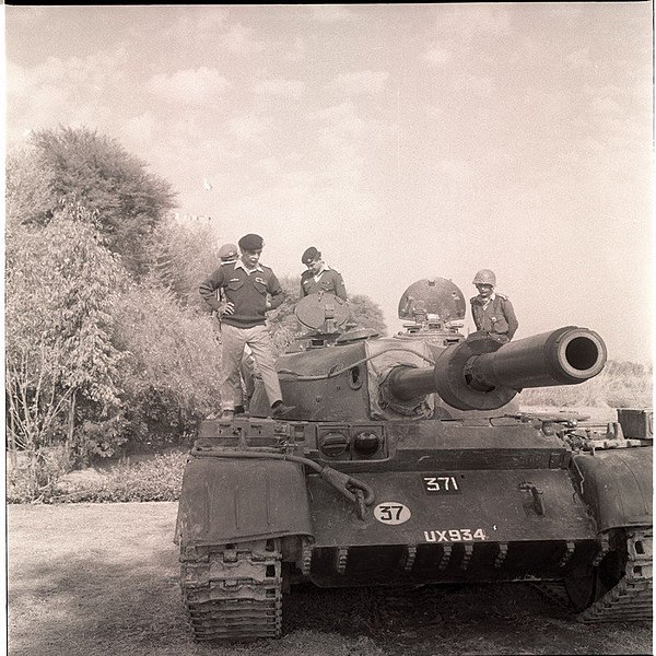 File:Indian T-54 tank captured by Pakistani forces during 1971 Indo-Pakistani War (2).jpg