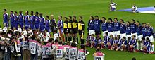 Equipos de Francia e Italia alineados antes de la final