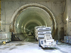 Partie du tunnel terminée en direction de Porte de la Chapelle.
