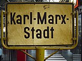 Ortseingangsschild von Karl-Marx-Stadt (1953 bis 1990)