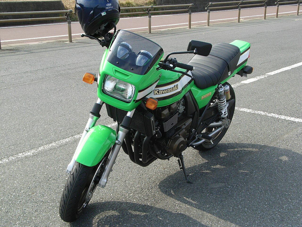 File:Kawasaki ZRX400 2007.jpg - Wikimedia Commons