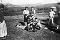 Exercice de mortier par des membres du Palmach au kibboutz Dan en 1948