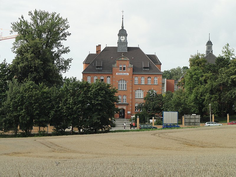 File:Klinikum Goerlitz.JPG