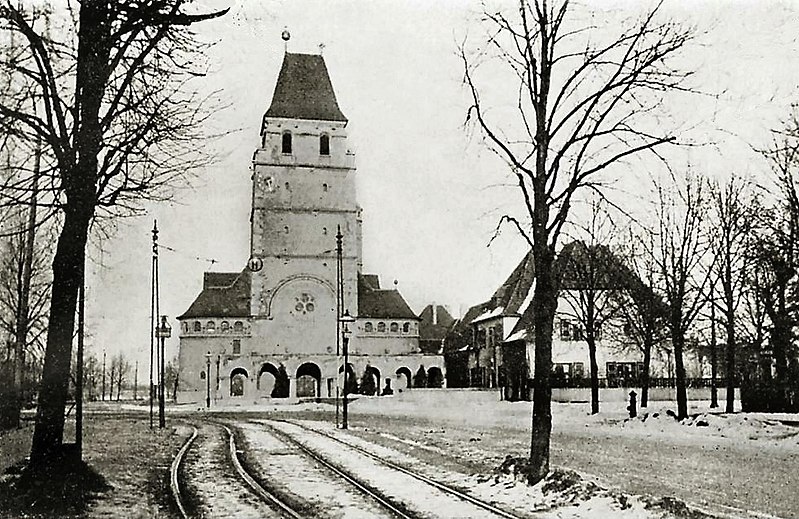 File:Konigsberg Herzog-Albrecht-Gedдchtniskirche 2.jpg