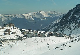 Lyžařské středisko La Mongie - Village.jpg