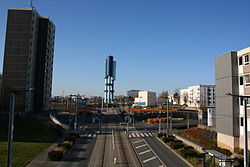 La Place Fontaine Vue Passerelle Hérouville.jpg