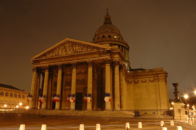 File:Le Panthéon de nuit.jpg