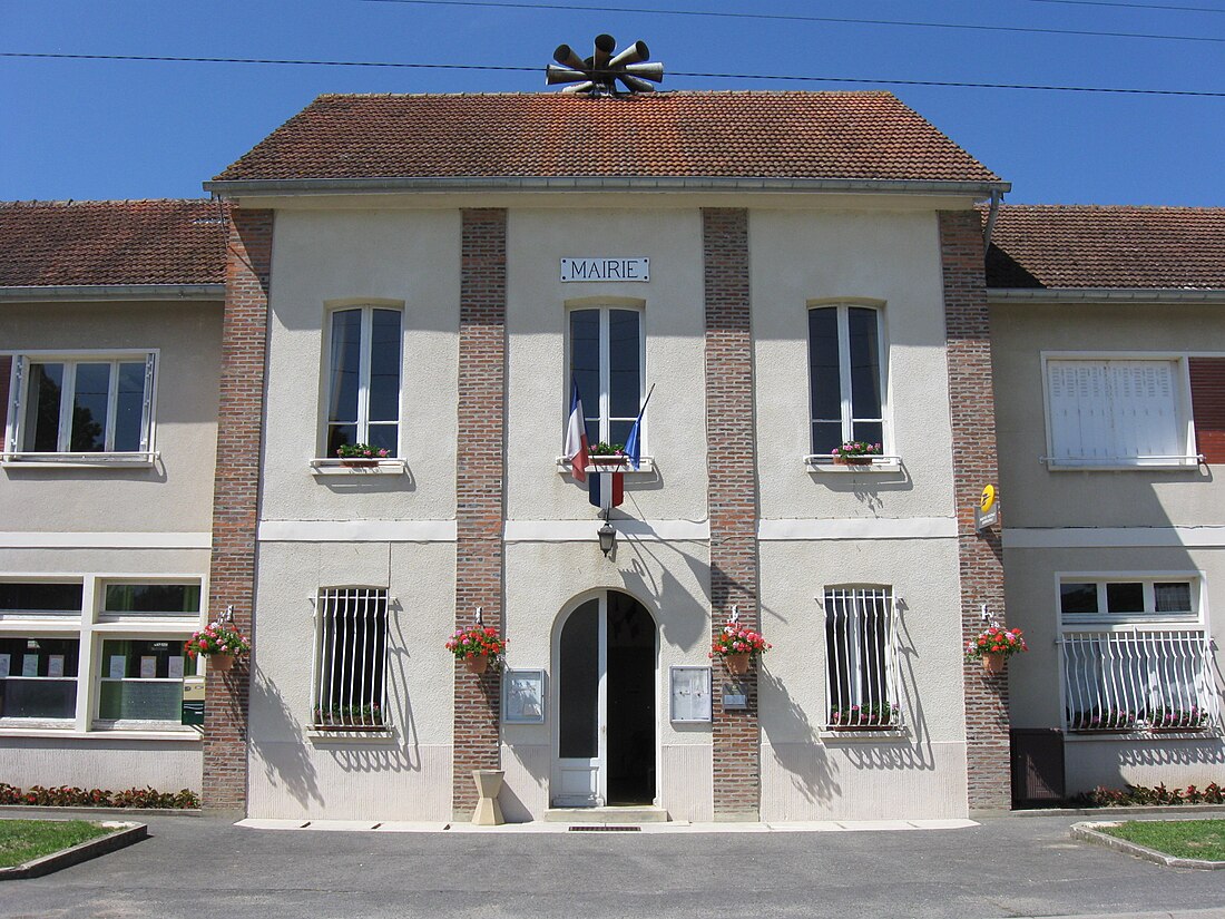 File:Les Ormes-sur-Voulzie mairie.jpg