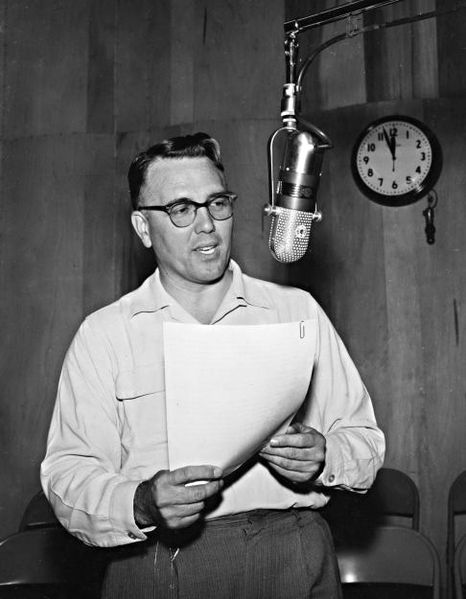 File:Lester T. Hershey, Spanish radio pastor and director, 1956 (16030325807).jpg