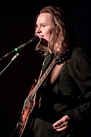 Lewis Capaldi: Carieră, Premii pentru vânzări, Note