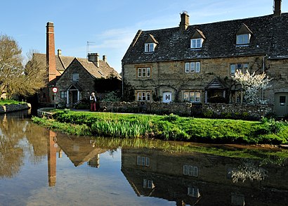 How to get to Lower Slaughter with public transport- About the place