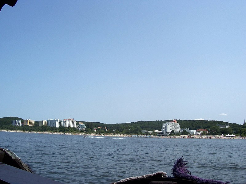 File:MIĘDZYZDROJE i wypływamy - panoramio.jpg