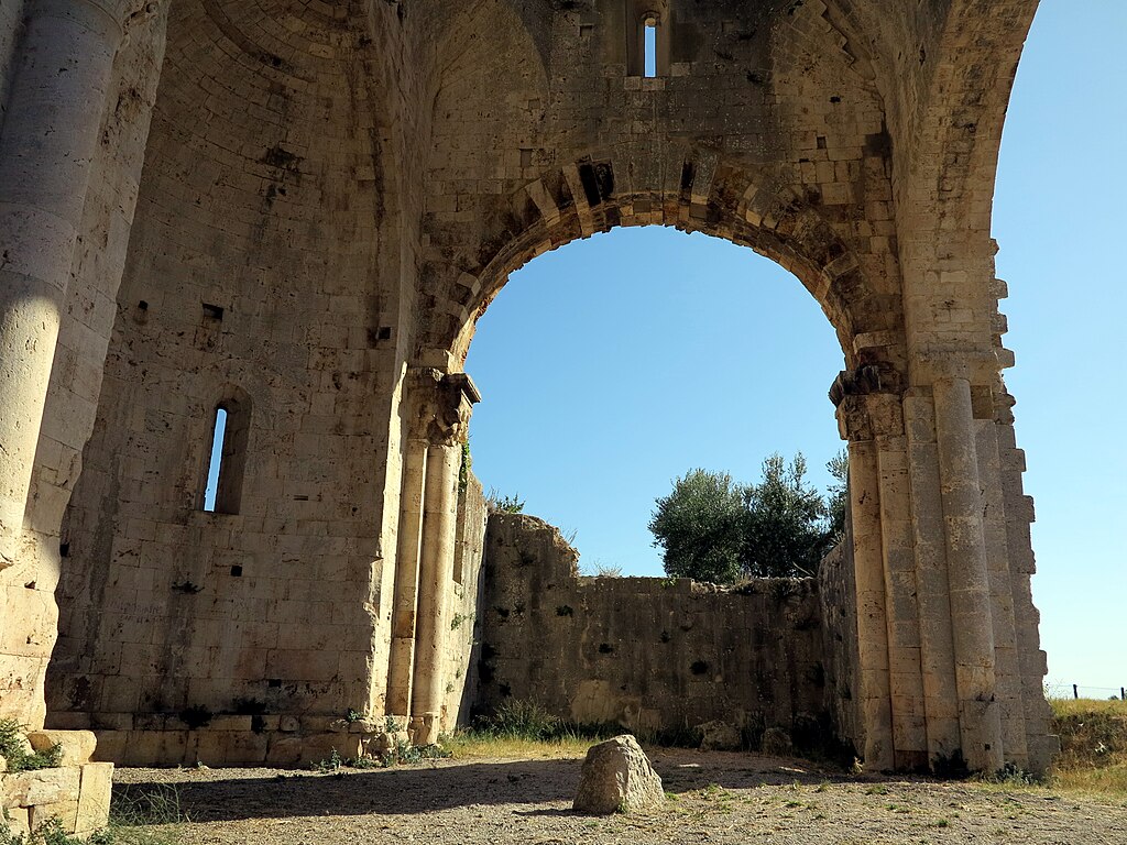 Magliano in Toscana, Monastero di San Bruzio, interiore
