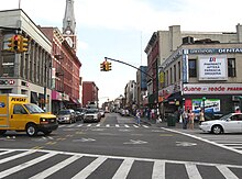 Manhattan Avenue, Brooklyn Manhattan Avenue Greenpoint jeh.JPG