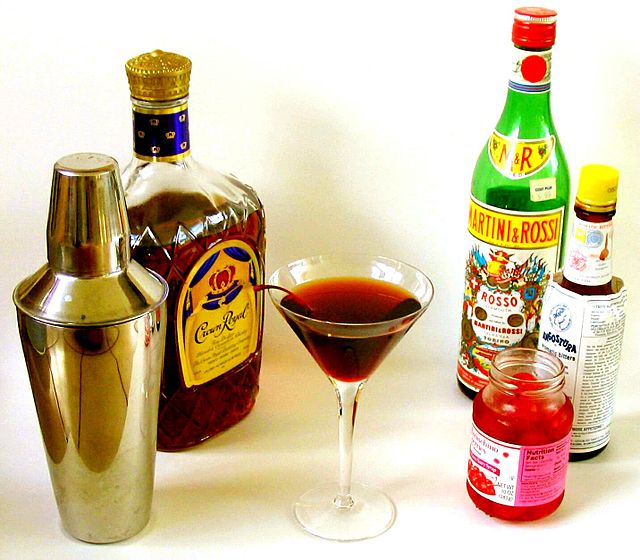 File:Manhattan Cocktail2.jpg - Wikipedia