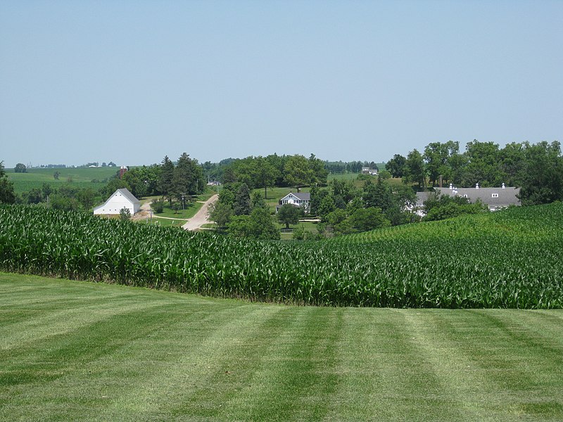 Iowa - Book Around The States 800px-Maytag