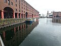Miniatuur voor Bestand:Merseyside River Police catamaran, Albert Dock, Liverpool.jpg