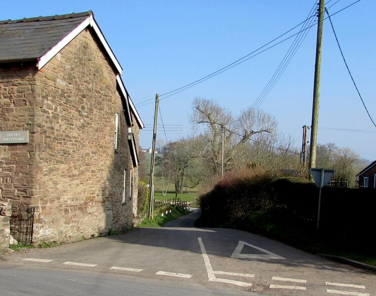 File:Minor road from Much Dewchurch towards King's Thorn - geograph.org.uk - 4861946.jpg