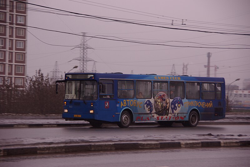 File:Moscow bus 16112 2008-02 1202470943 Kashirskoye Highway LiAZ-5256.JPG