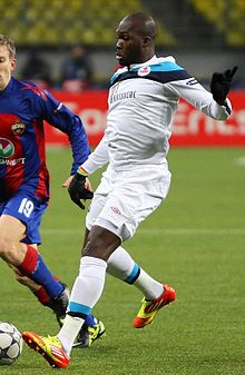 Sow, whilst playing for Lille Moussa Sow 2011.jpg