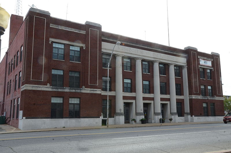 File:Muskogee Municipal Building.JPG