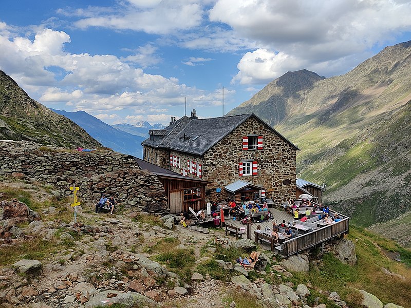 File:Nürnberger Hütte (IMG 20220804 161007).jpg