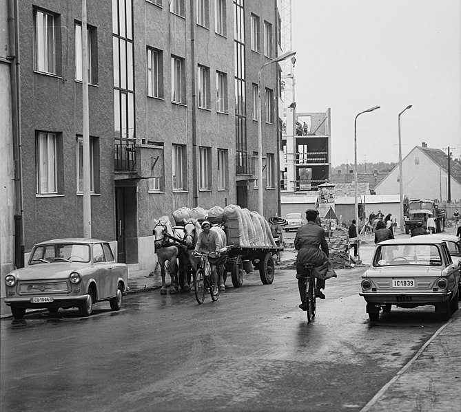 File:Nagykanizsa 1971, Zrínyi Miklós utca a Zárda utca felé nézve. Fortepan 16154.jpg