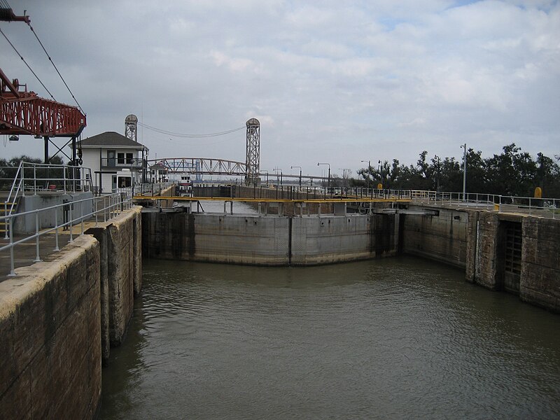 File:New Orleans - Industrial Canal Lock December 2006 3.jpg