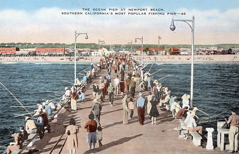 File:Newport Pier Postcard.jpg