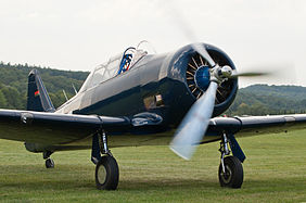 English: North American Super Six (reg. D-FHGV, built in 1941). Engine: Pratt & Whittney R1340-61. Deutsch: North American Super Six (Reg. D-FHGV, Baujahr 1941). Motor: Pratt & Whittney R1340-61.