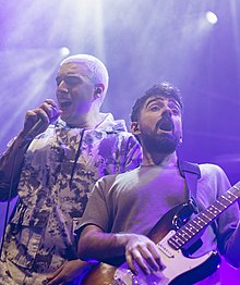 Ava and Özay performing in Istanbul