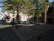 Remains of the Oosterlingenhuis, it's been split into two buildings. Oosterlingenplein.JPG