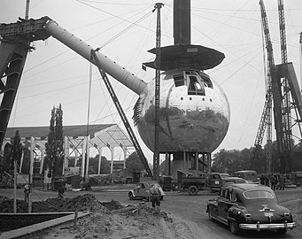 Construction of the supports, first tube and sphere (21 August 1957)