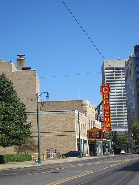 File:Orpheum Theater S Main St Memphis TN 01.jpg