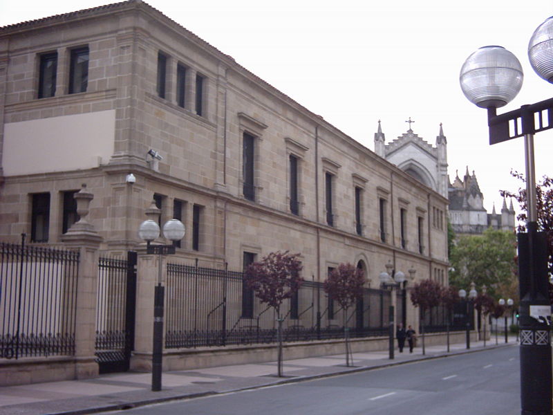 File:Parlamento vasco 1.jpg