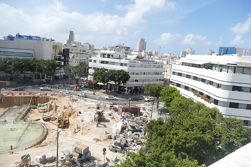 File:PikiWiki Israel 51772 dizengoff square - period of excavations.jpg