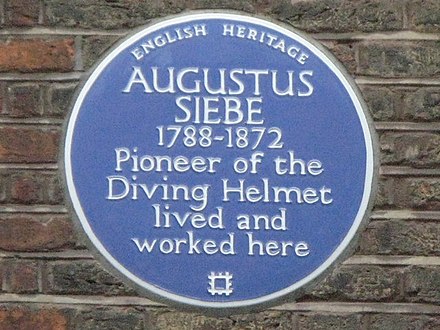 A blue plaque commemorating the former house of Augustus Siebe, who pioneered the diving helmet.