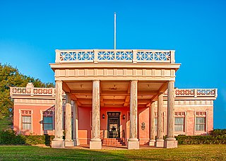 <span class="mw-page-title-main">Pompeiian Villa</span> Historic house in Texas, United States