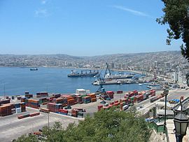 Blick af Valparaíso mid Hofn
