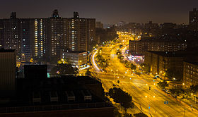 Queens Boulevard en la zona