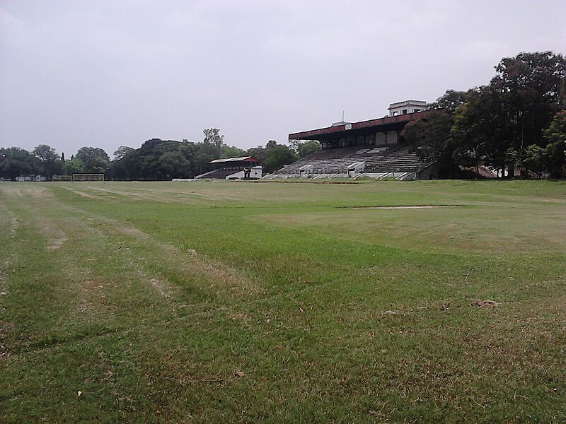 File:Racecourse - Royal Calcutta Turf Club - Barrackpore Cantonment - North 24 Parganas 2012-05-27 01206.jpg