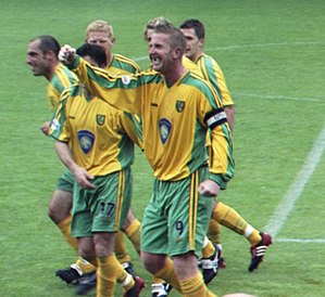 Norwich City Football Club: Storia, Cronistoria, Colori e simboli