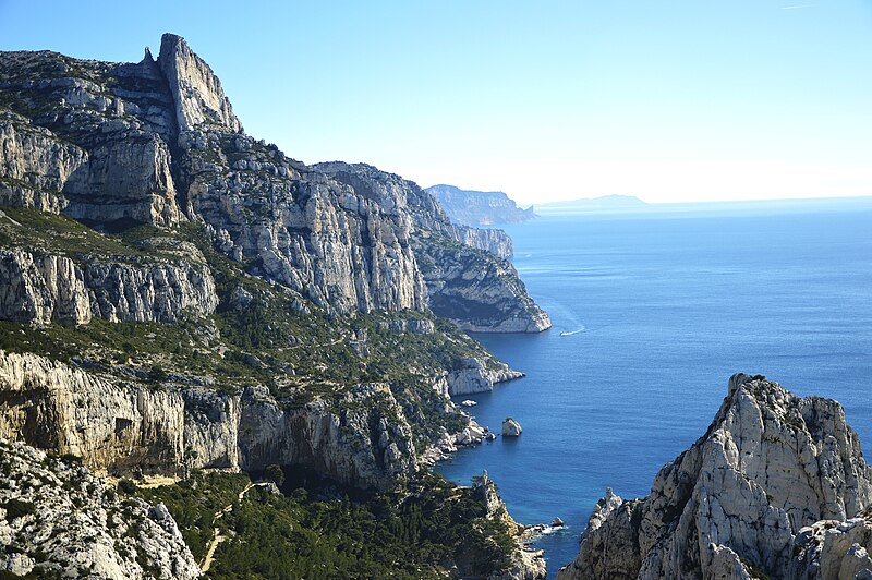 File:Rocky Calanques.jpg