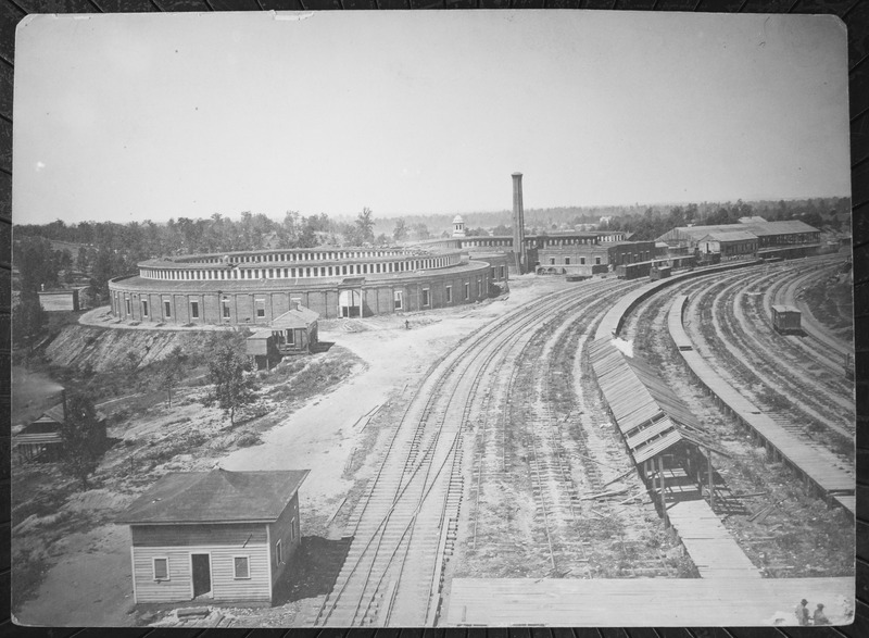 File:Roundhouse, Chattanooga Railroad, Atlanta., 1864 - NARA - 533127.tif