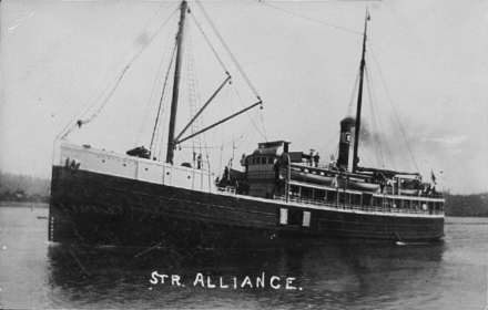 Passenger steamship Alliance approaching the dock in Marshfield, Oregon. She carried passengers and freight along the west coast of North America to Alaska and back until about 1910.