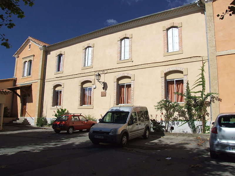 File:Saint-Jean-du-Pin École 9321.JPG