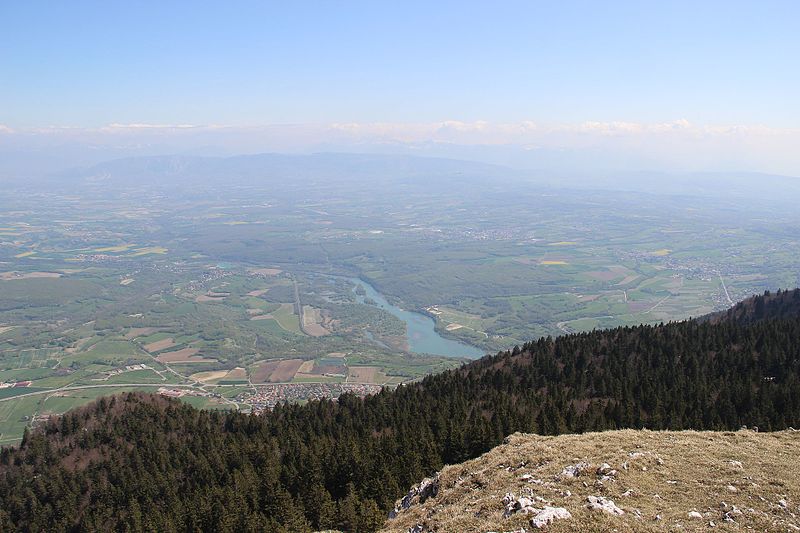 File:Scenic view from the Crêt du Miroir - panoramio (7).jpg