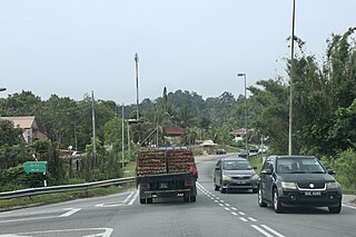 <span class="mw-page-title-main">Kampong Katimahar</span> Village in Brunei-Muara, Brunei