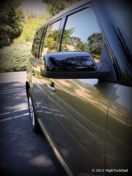 File:Side Passenger Profile - 2013 Ford Flex SEL AWD (8094074612).jpg