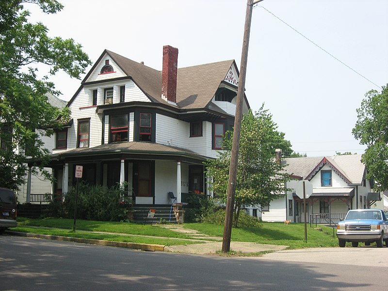 File:Sixth and New York in Lafayette.jpg